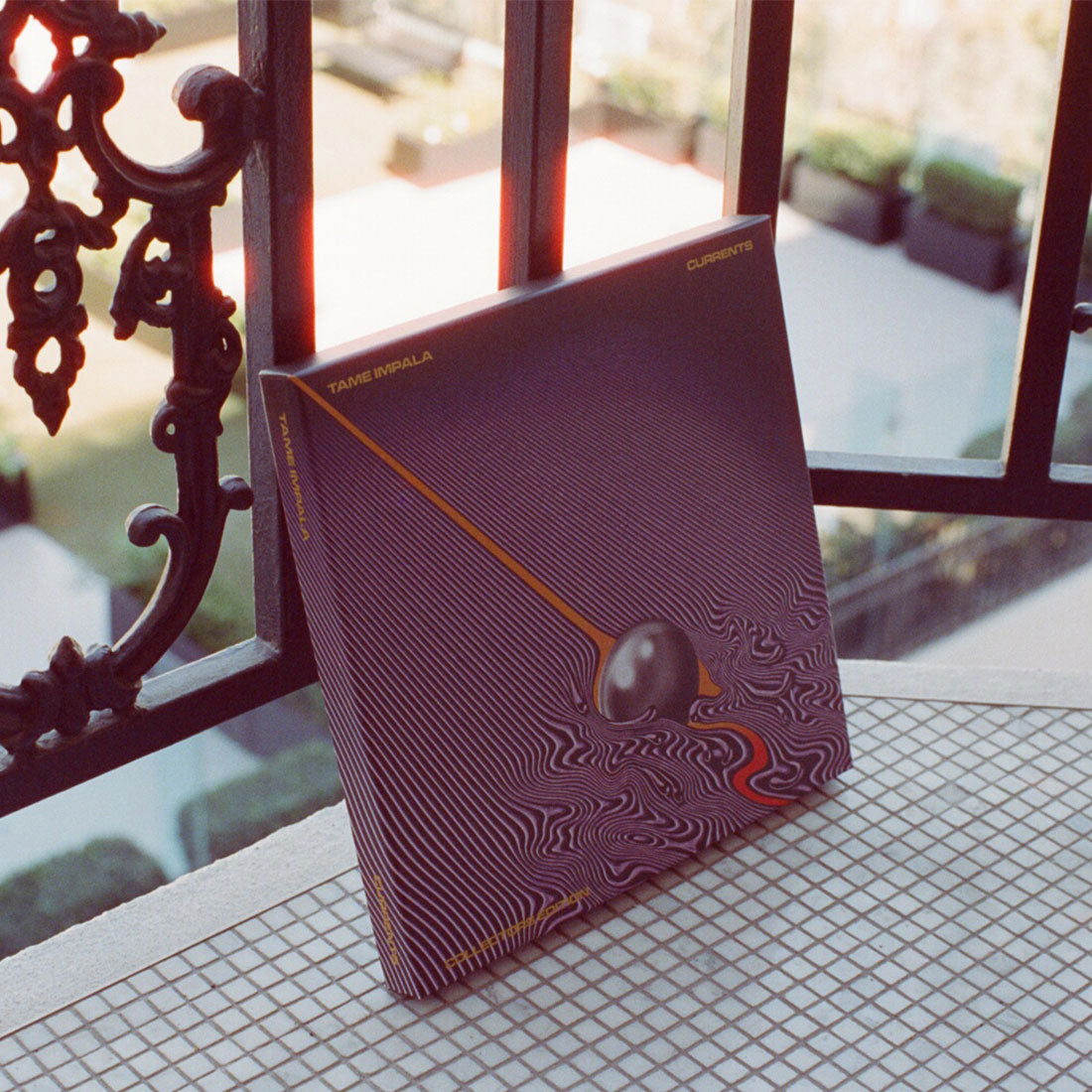 Tame Impala - Currents Collectors Edition: Vinyl Box Set - Recordstore