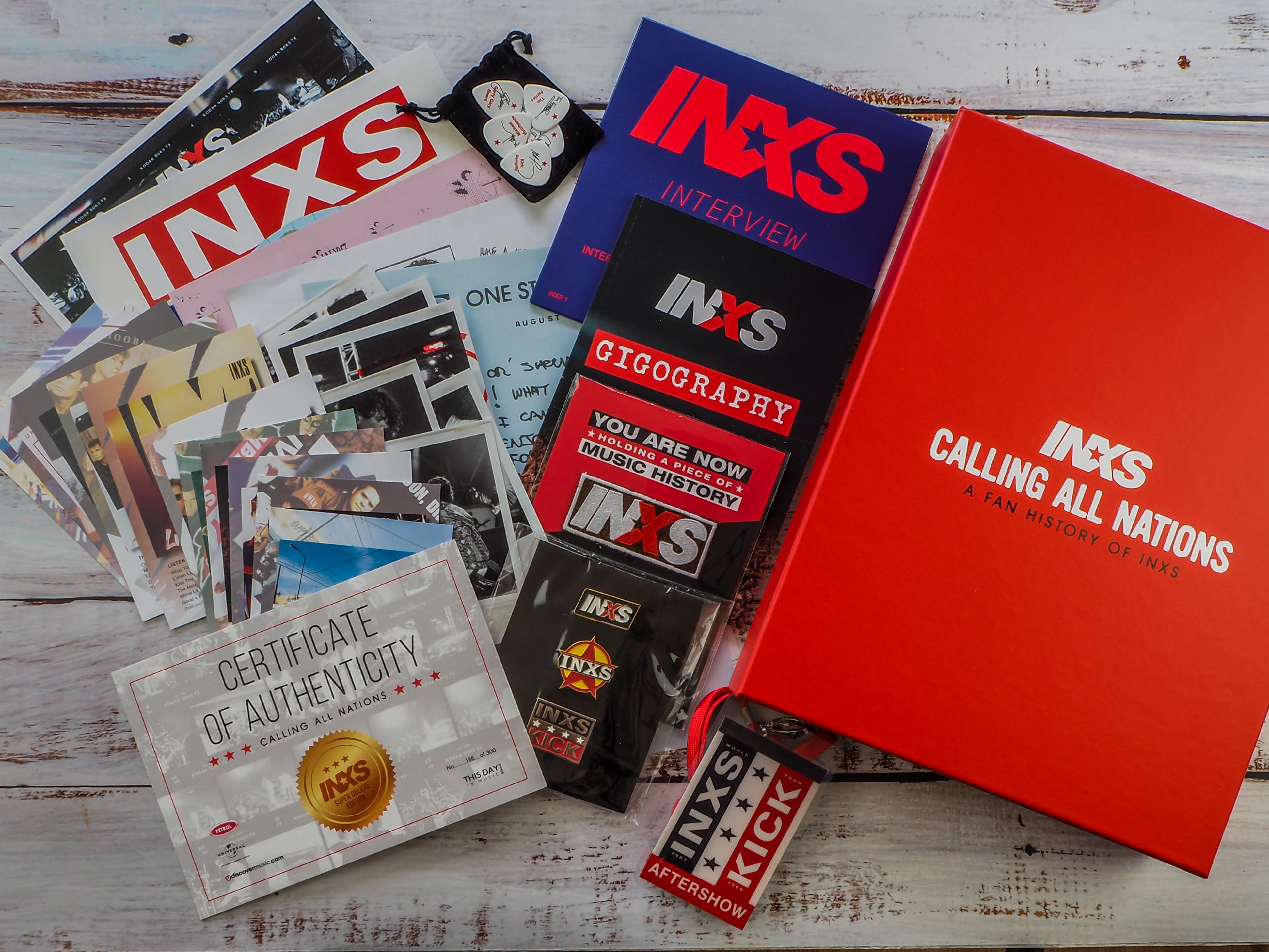 INXS - Calling All Nations: A Fan History of INXS (Deluxe Edition Book)