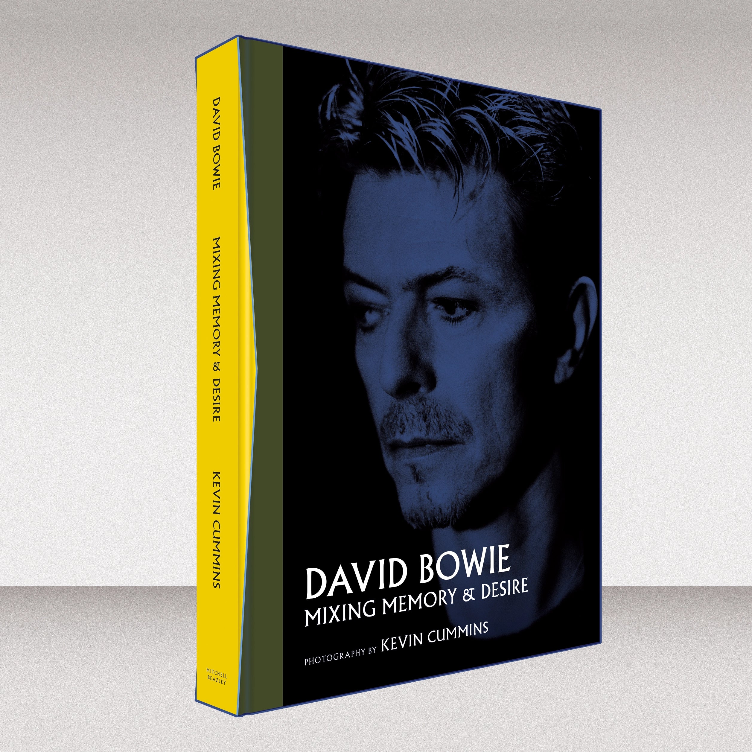 Kevin Cummins - David Bowie - Mixing Memory & Desire (Photographs by Kevin Cummins): Special Edition Hardback Book
