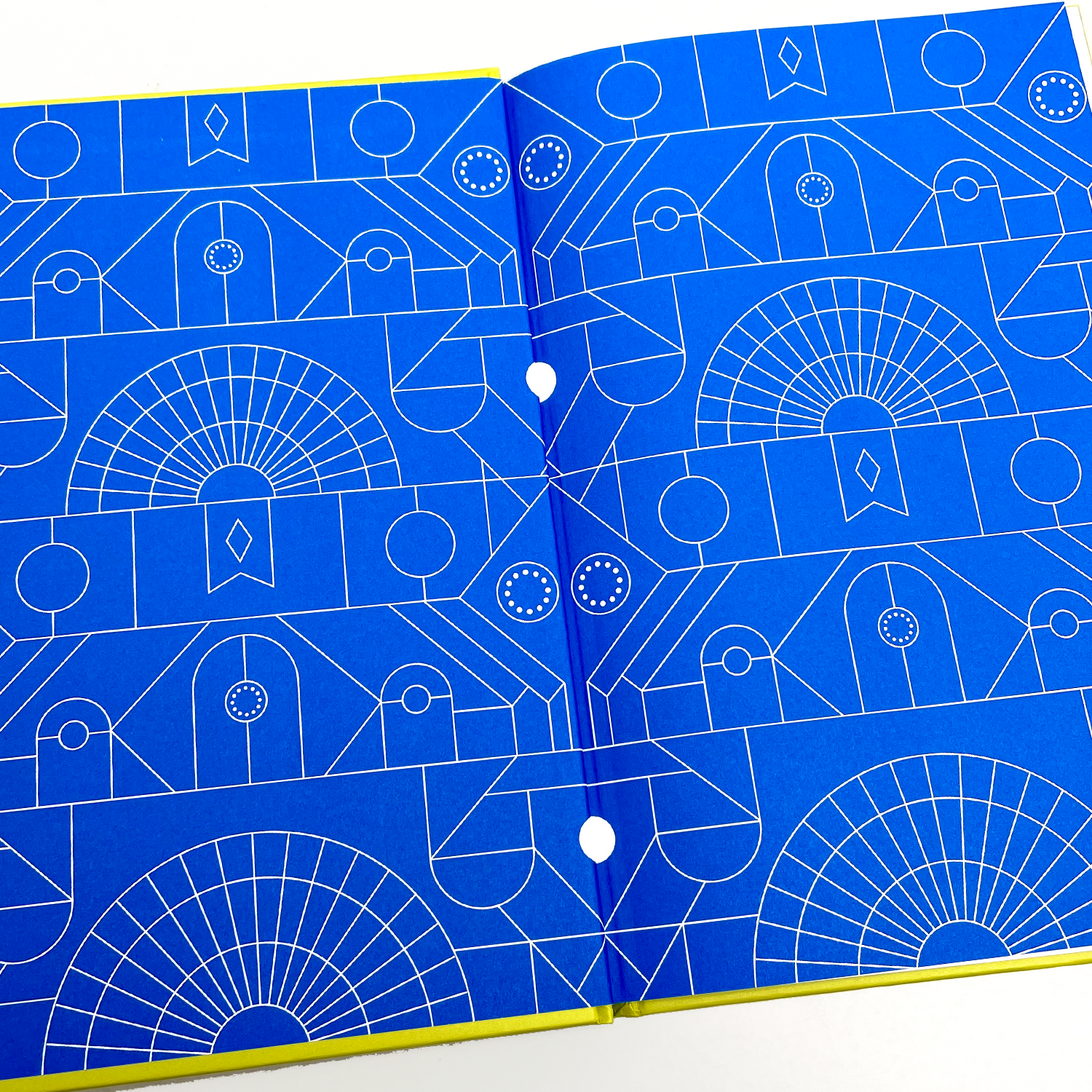 Stuart Braithwaite (Mogwai) - Spaceships Over Glasgow: Limited Deluxe Signed Edition Hardback Book