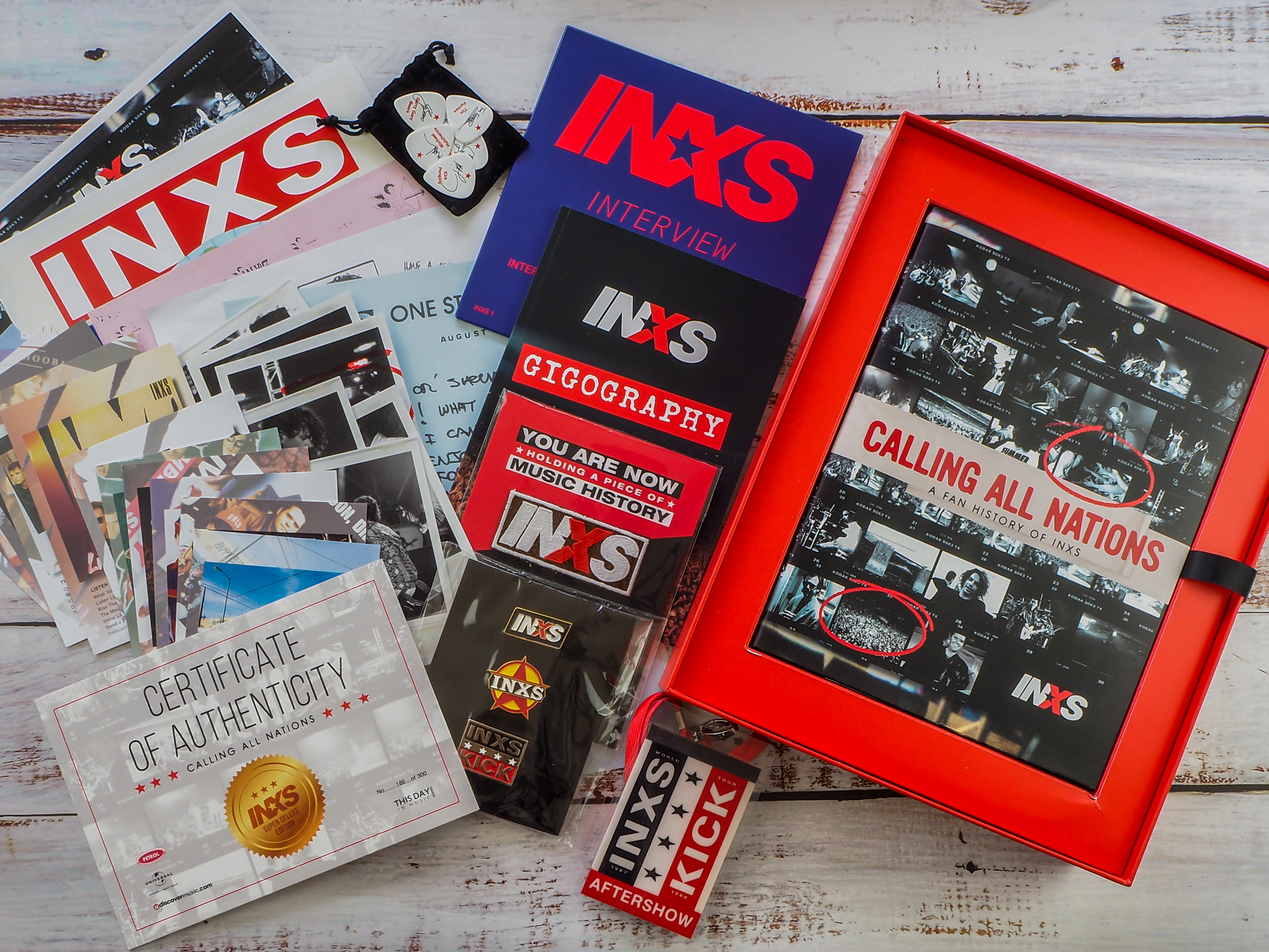 INXS - Calling All Nations: A Fan History of INXS (Deluxe Edition Book)